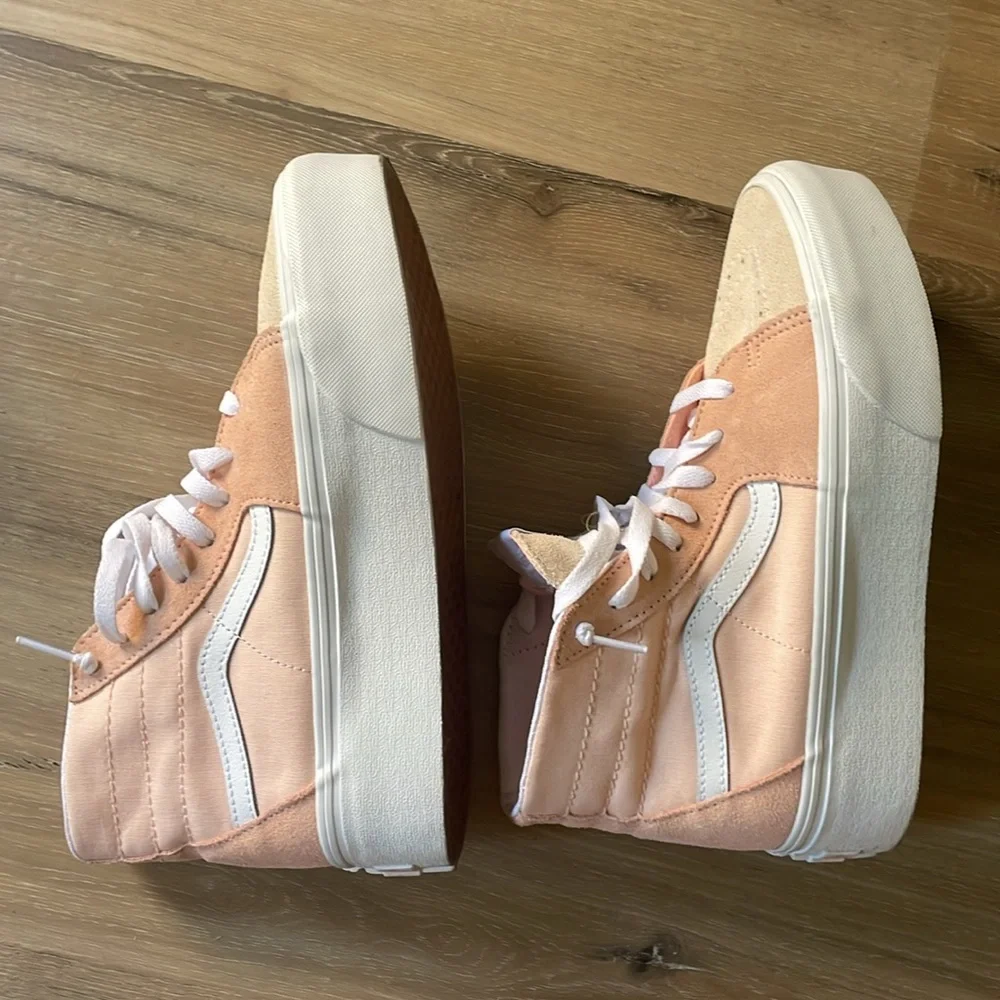 Platform vans - Picture 5 of 8